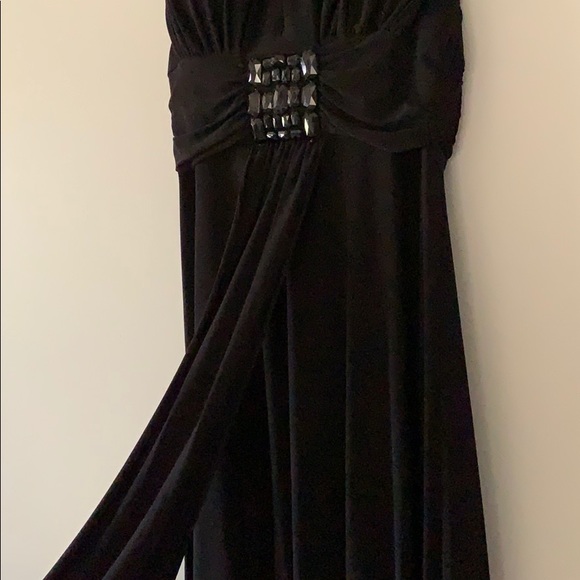 Jessica Howard Black Halter Top Evening Dress - Picture 5 of 7